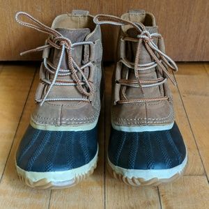 Sorel out n about booties